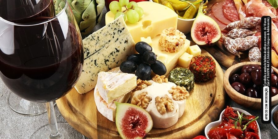 Como montar uma tábua de frios e harmonizá-la com vinhos